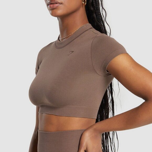 Cotton Seamless Crop Top - Picture 3 of 4